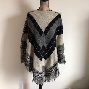 Poncho sweater